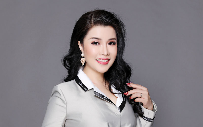 Director Of Phuc An Company  Nguyen Thi Cam Thuc – the successful creator of the Phuc An cereal cake brand